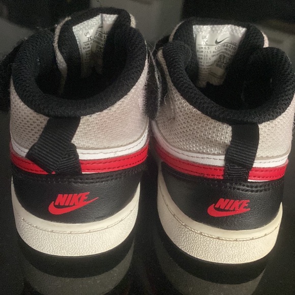 Nike Court Borough Mid 2
Baby/Toddler Shoes |Size 7C - Picture 6 of 13